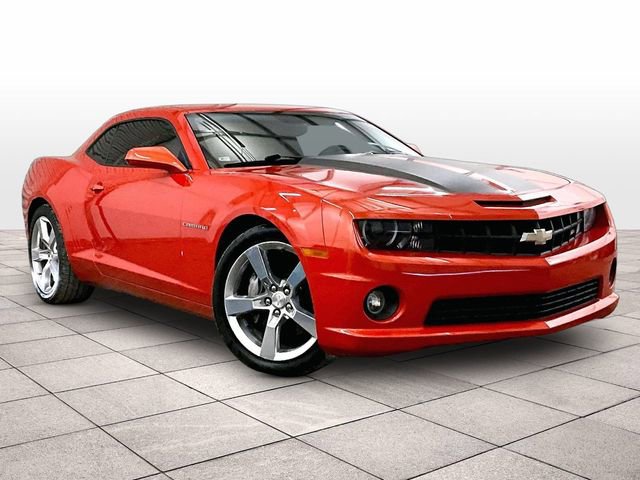 Used 2010 Chevrolet Camaro SS w/ RS Package RWD image 2