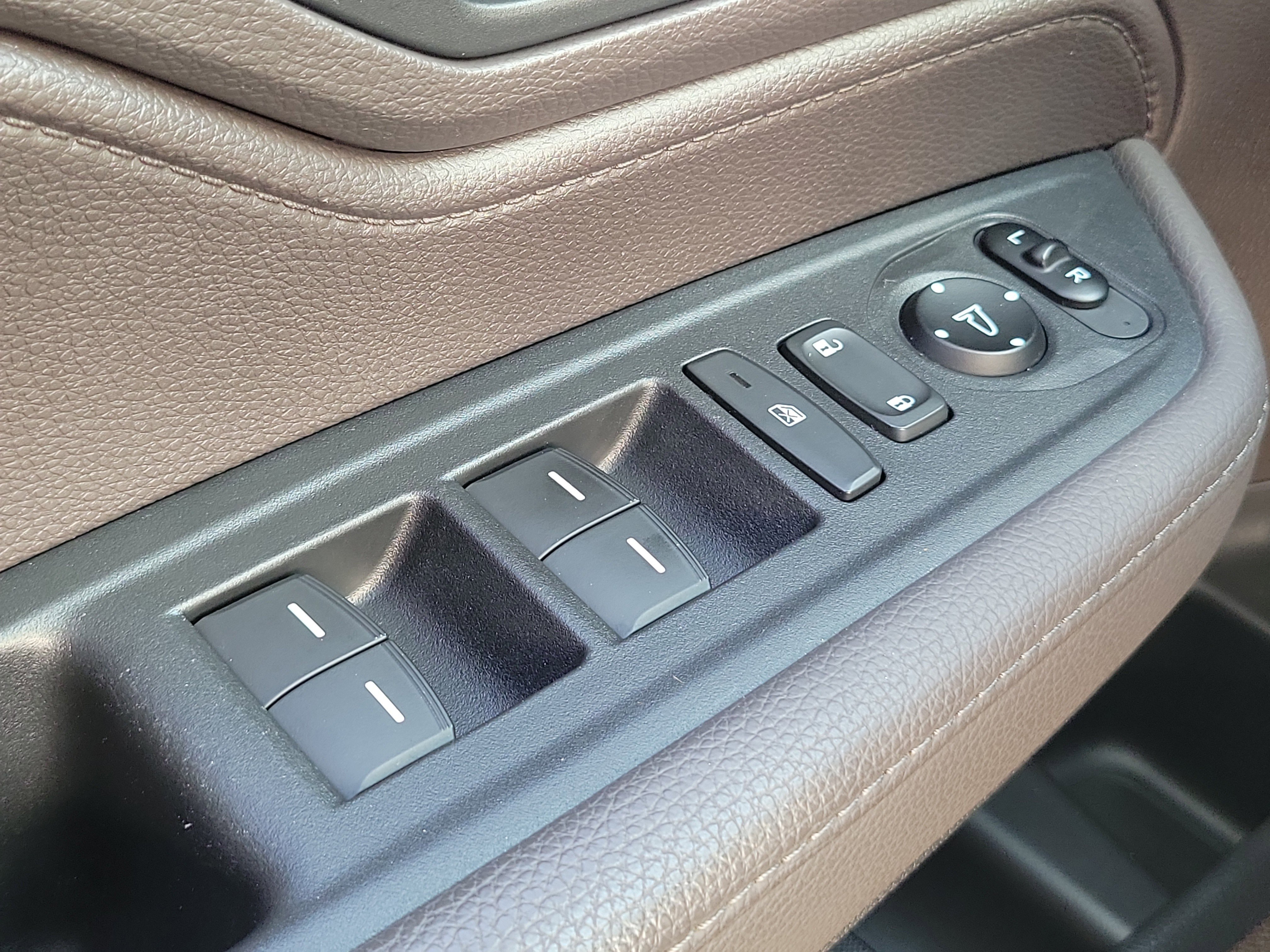 Used 2018 Honda Odyssey EX-L image 25