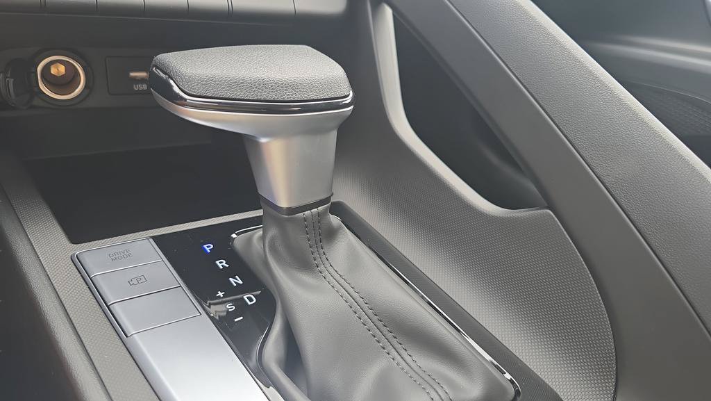 New 2026 Hyundai Elantra SE FWD image 22