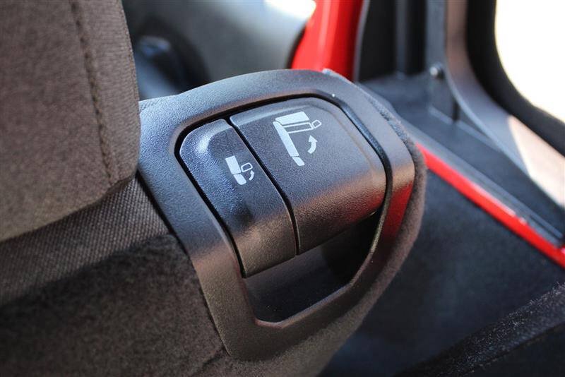 Used 2024 Jeep Wrangler Unlimited Sport AWD/4WD image 29
