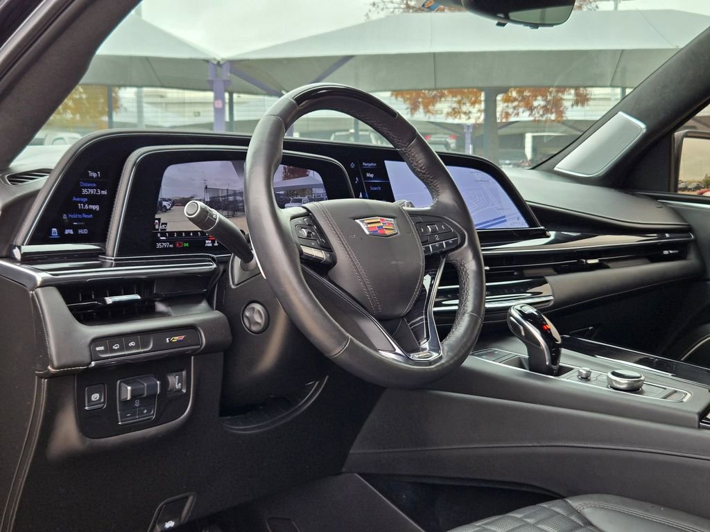 Certified 2024 Cadillac Escalade ESV V w/ LPO, ONYX Package image 10