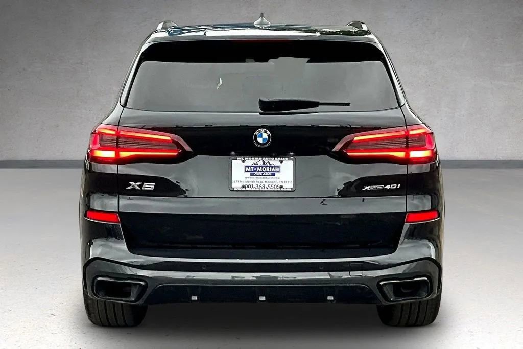 Used 2022 BMW X5 xDrive40i w/ M Sport Package AWD/4WD image 5