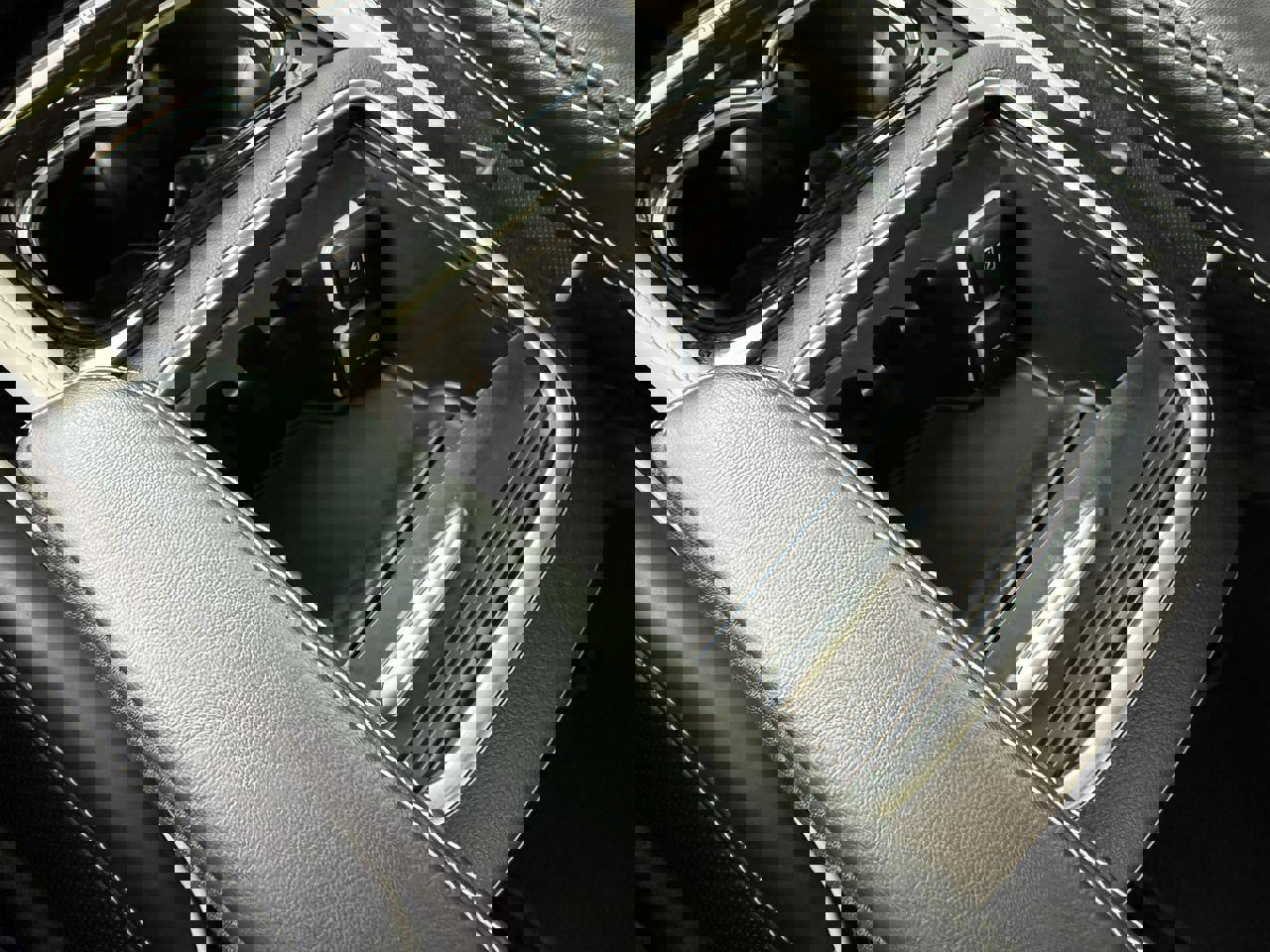 Used 2022 Chrysler Pacifica Limited w/ Uconnect Theater Family Group image 26