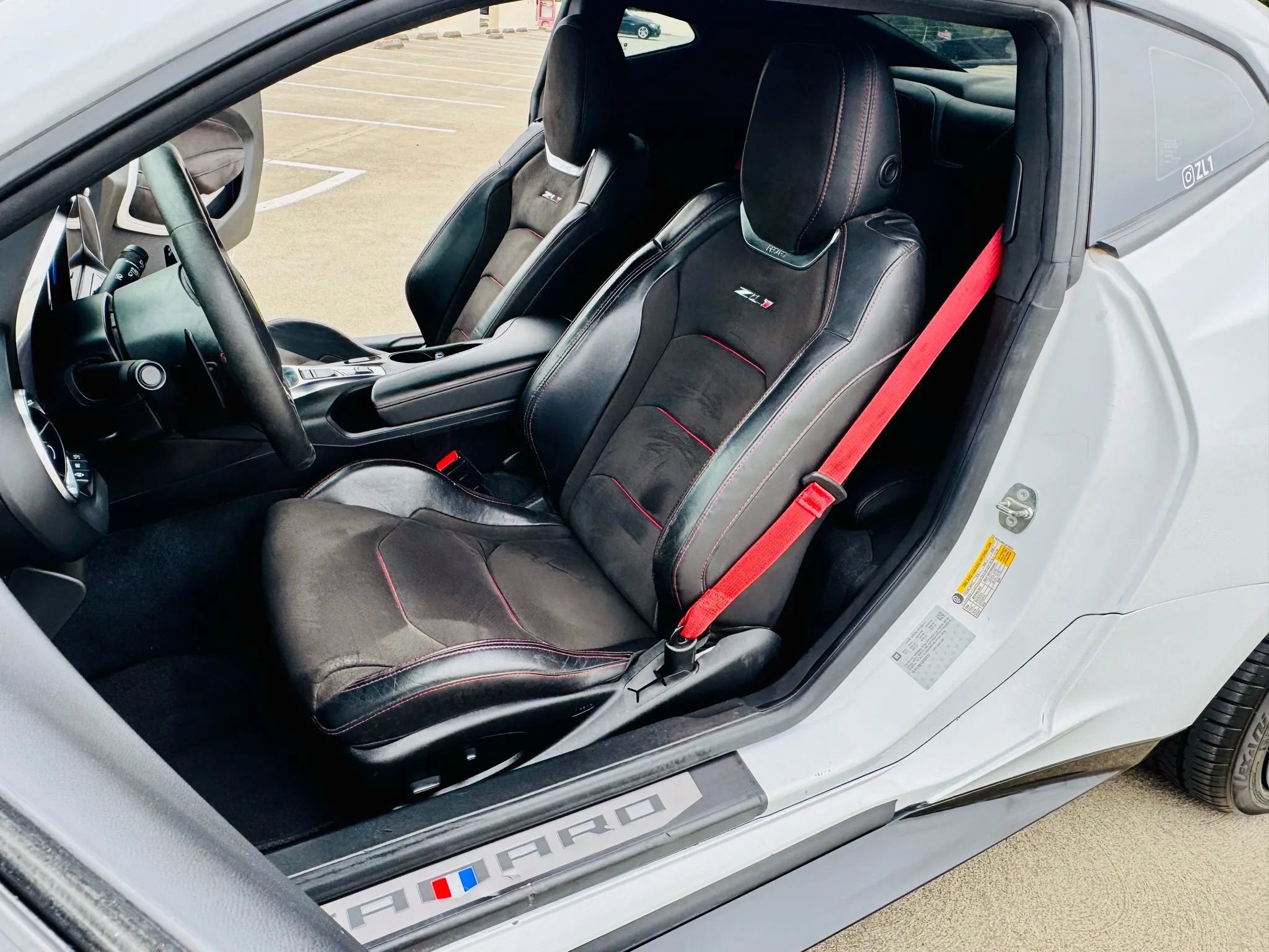 Used 2018 Chevrolet Camaro ZL1 image 23