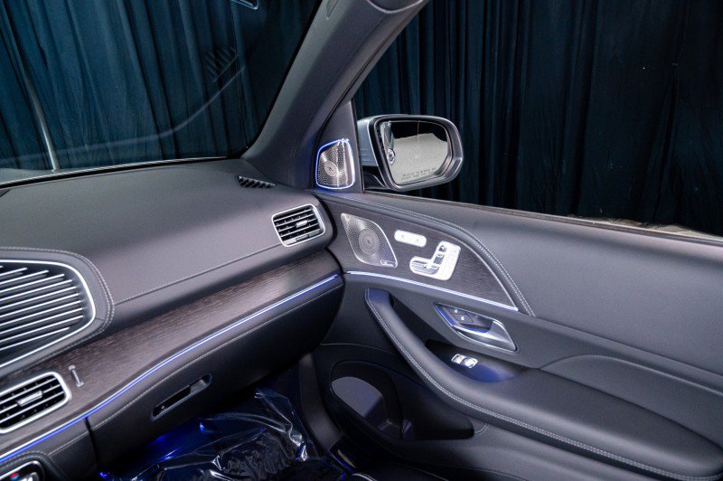 New 2026 Mercedes-Benz Maybach GLS 600 4MATIC image 33