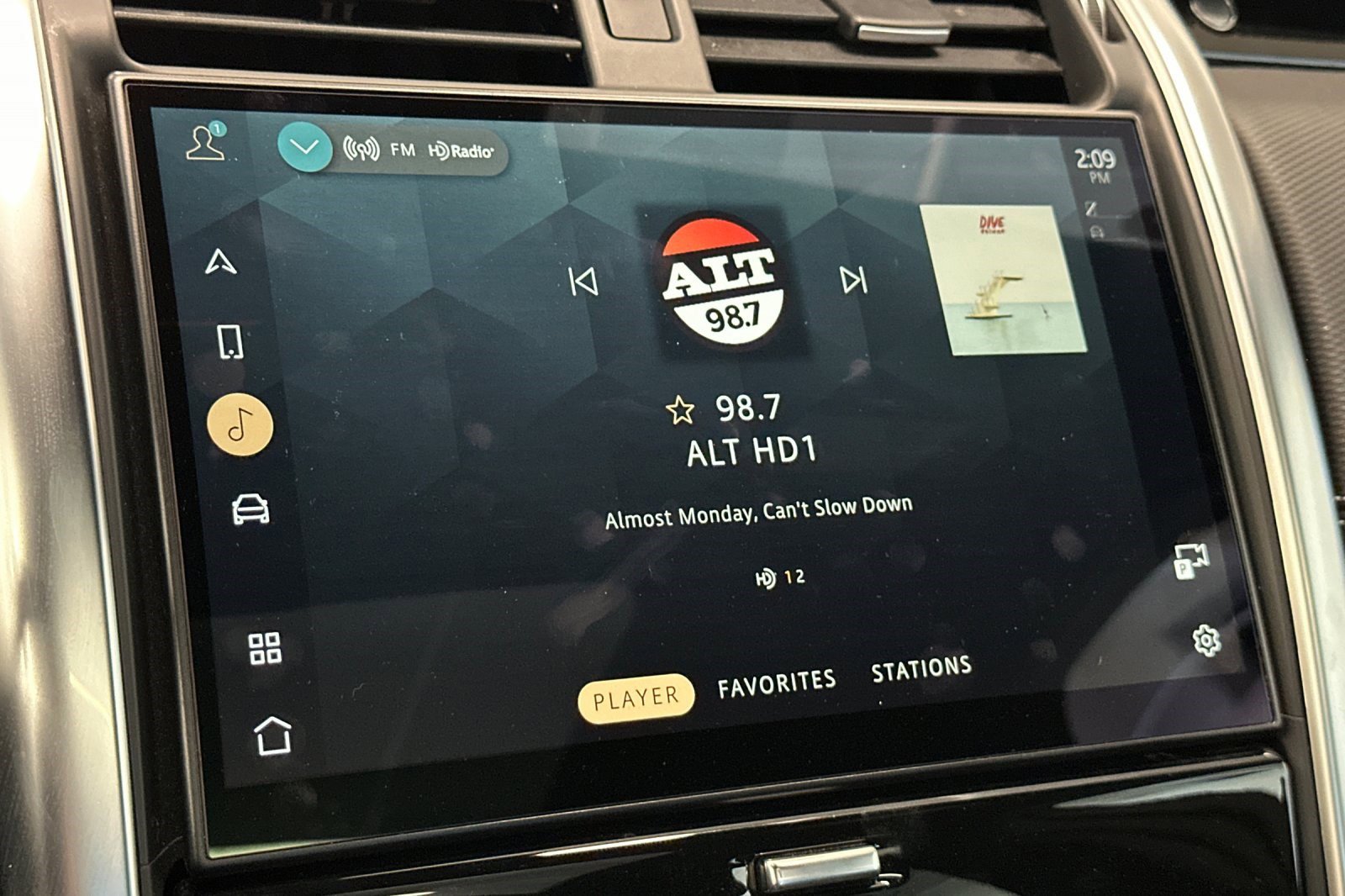 Used 2023 Land Rover Discovery S R-Dynamic image 20