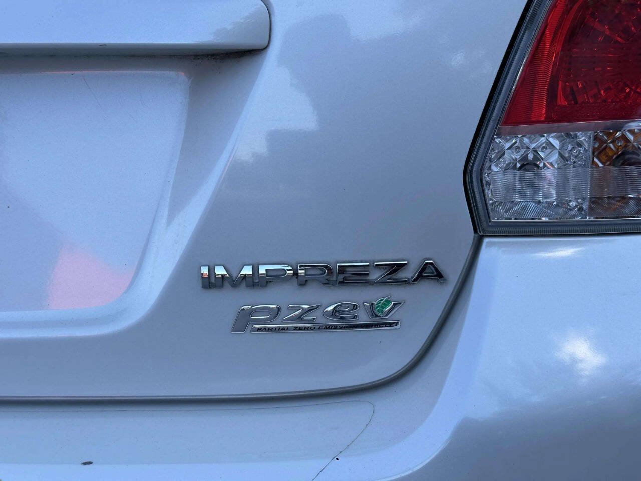 Used 2014 Subaru Impreza 2.0i AWD/4WD image 29