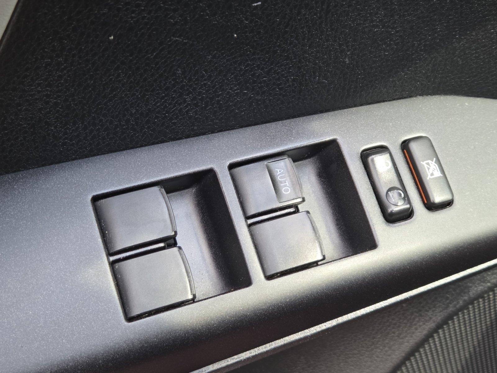 Used 2016 Toyota RAV4 XLE FWD image 26