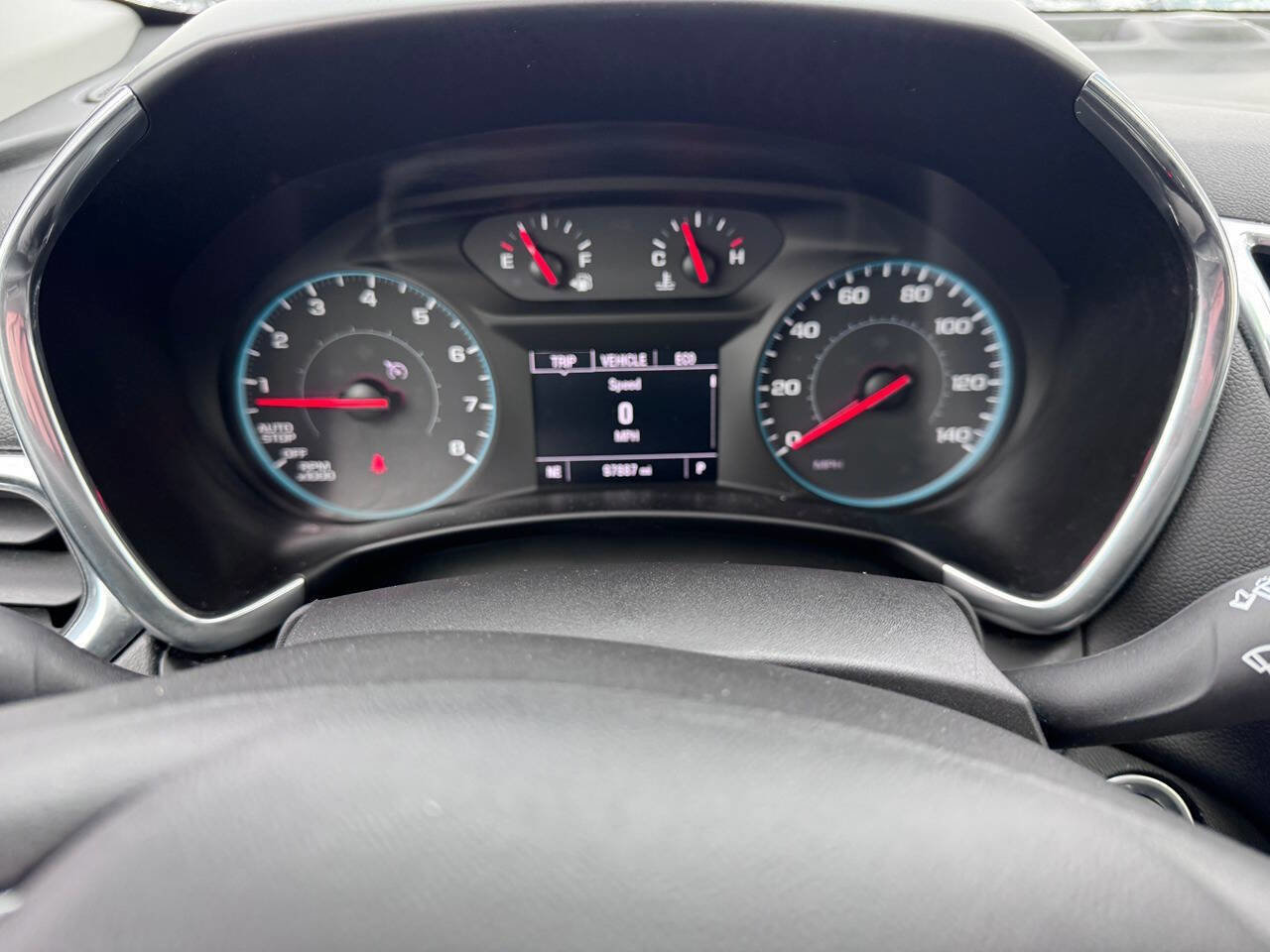 Used 2018 Chevrolet Equinox LT image 8