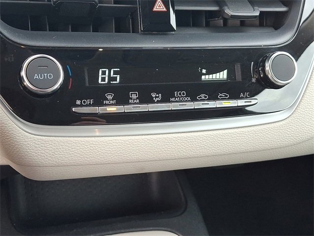Used 2024 Toyota Corolla LE image 15