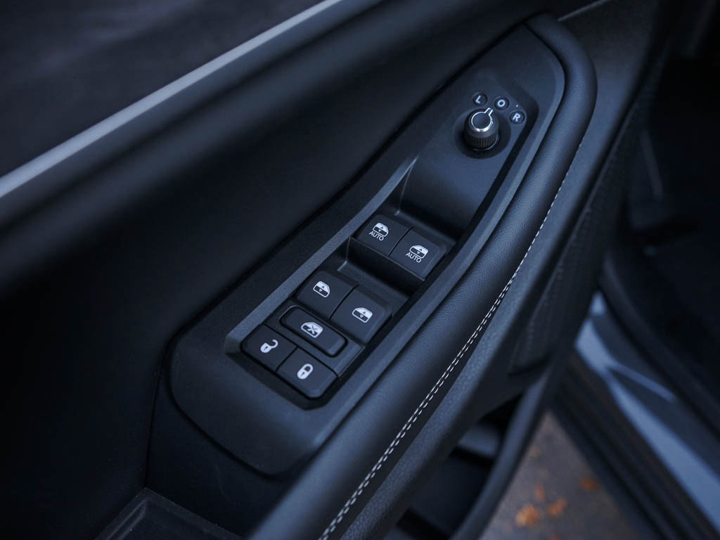 New 2025 Jeep Grand Cherokee L Limited w/ Trailer Tow Package image 19