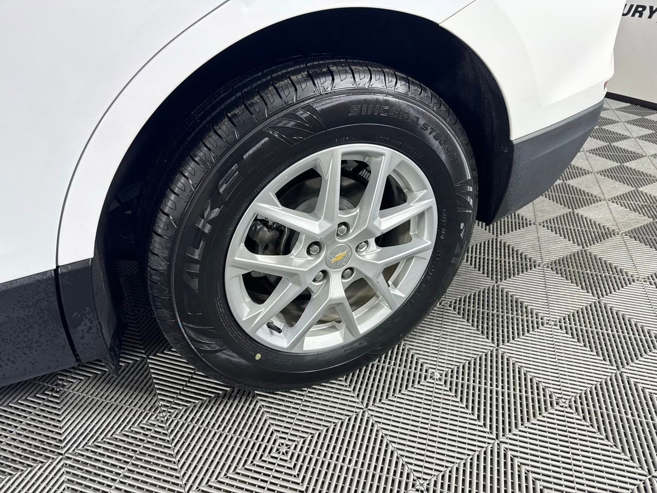 Used 2023 Chevrolet Equinox LT image 33