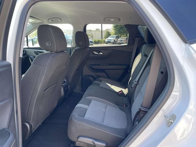 Used 2025 Chevrolet Blazer LT FWD image 13