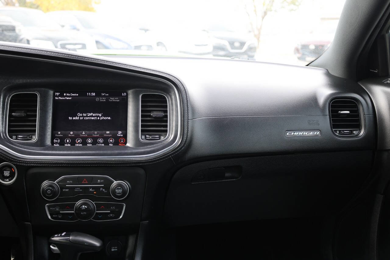 Used 2019 Dodge Charger R/T w/ Plus Group image 25
