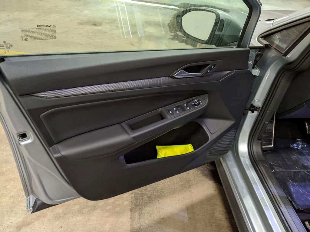 New 2026 Volkswagen GTI SE image 9