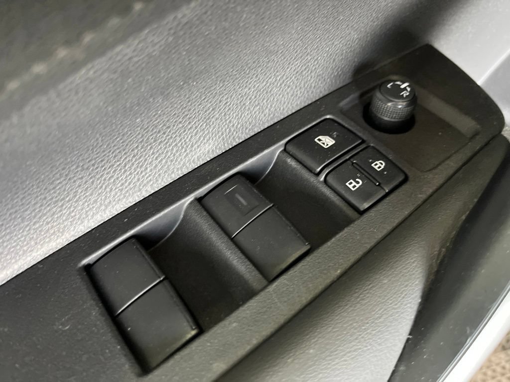 Used 2020 Toyota Corolla SE FWD image 4