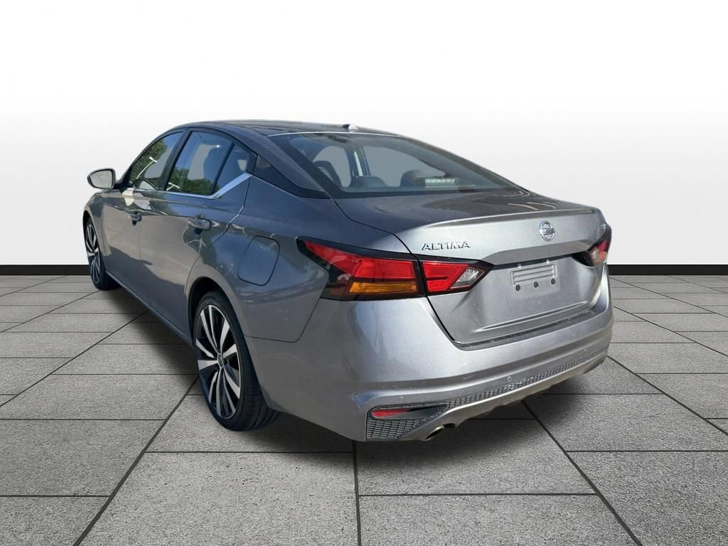 Used 2021 Nissan Altima 2.5 SR FWD image 7