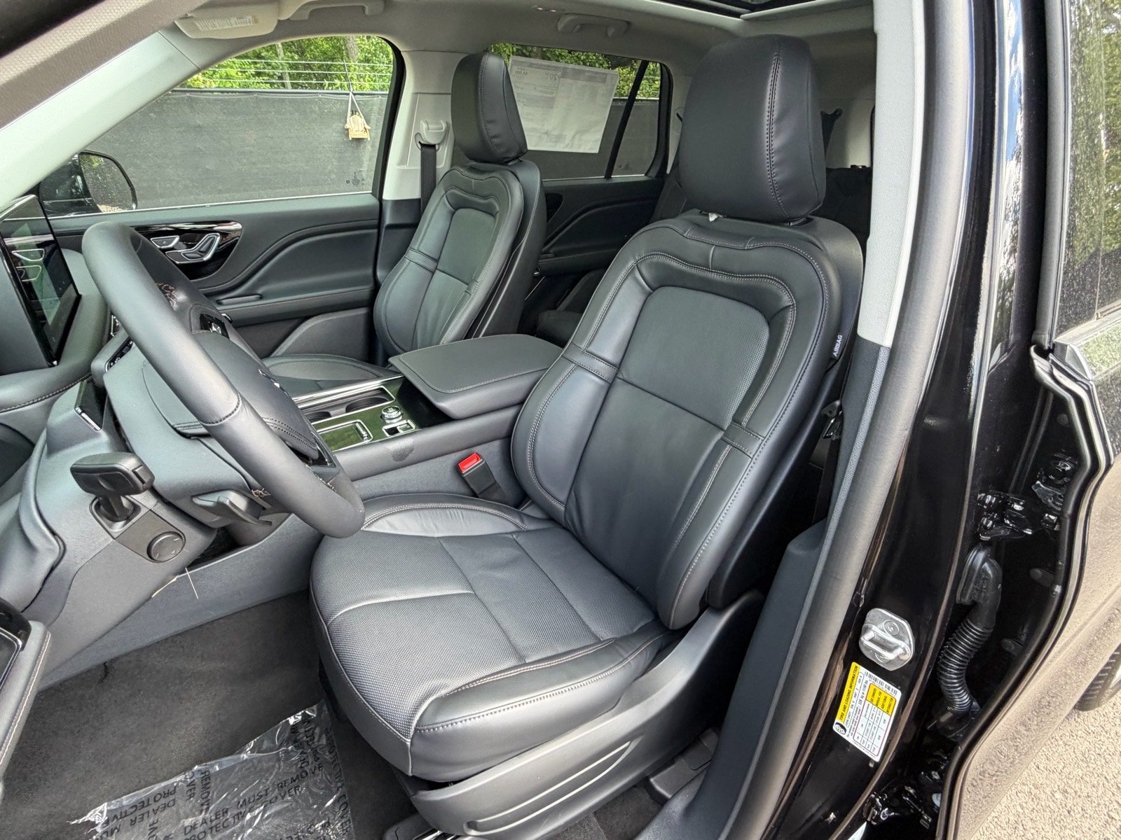 New 2026 Lincoln Aviator Reserve AWD/4WD image 25