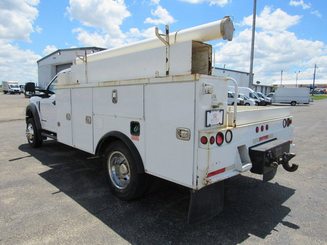 Used 2019 Ford F550 2WD Regular Cab Super Duty image 5