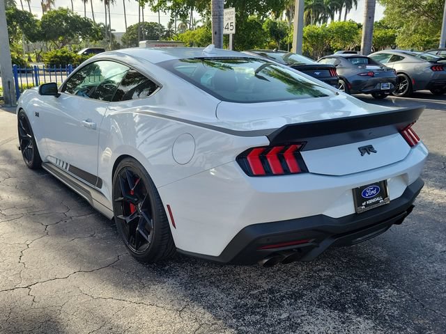 Used 2024 Ford Mustang GT Premium RWD image 4