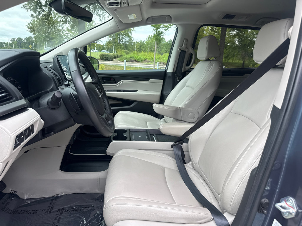 Certified 2025 Honda Odyssey EX-L image 13