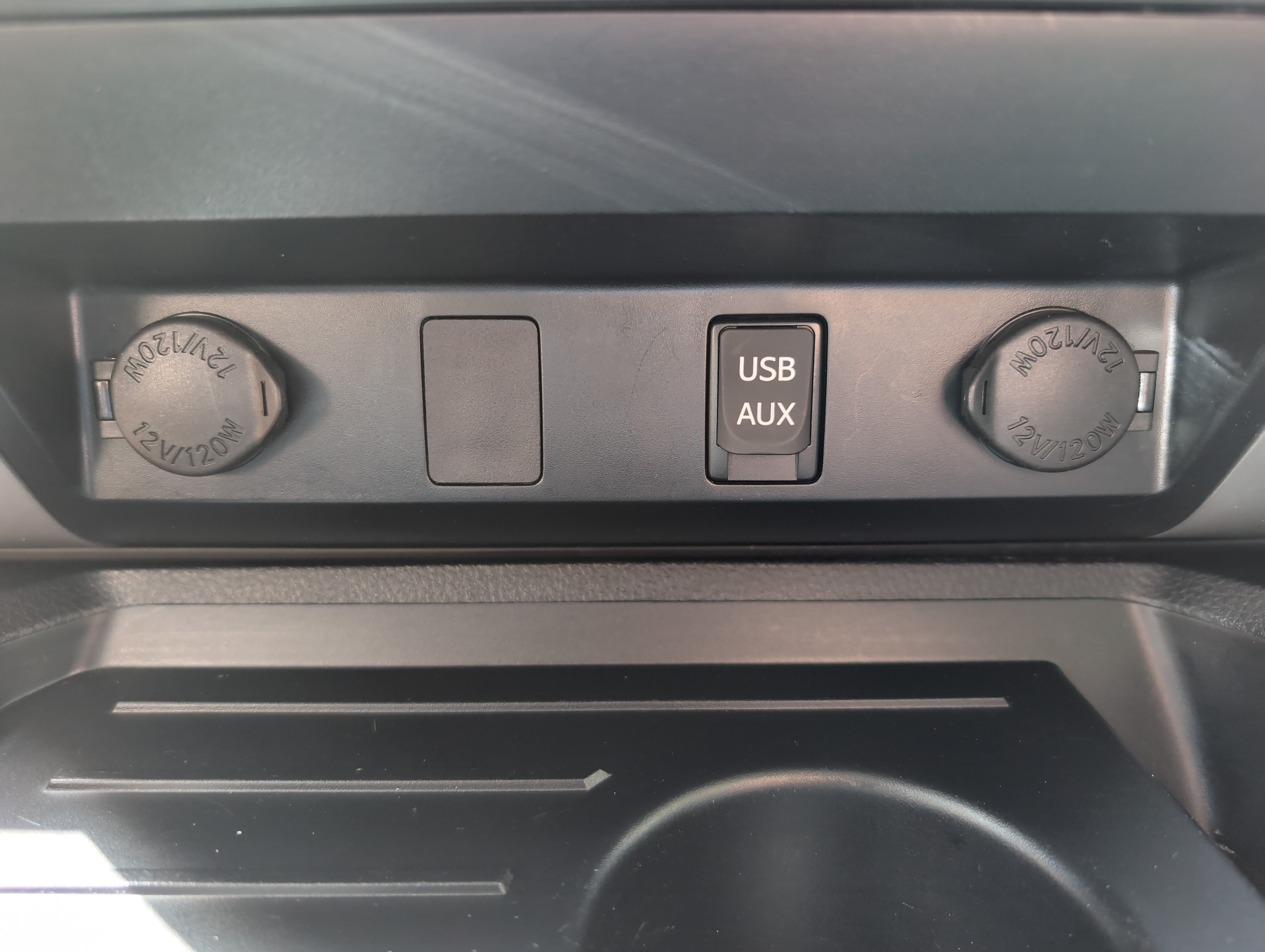 Used 2019 Toyota Tundra SR5 w/ SR5 Upgrade Package RWD image 39
