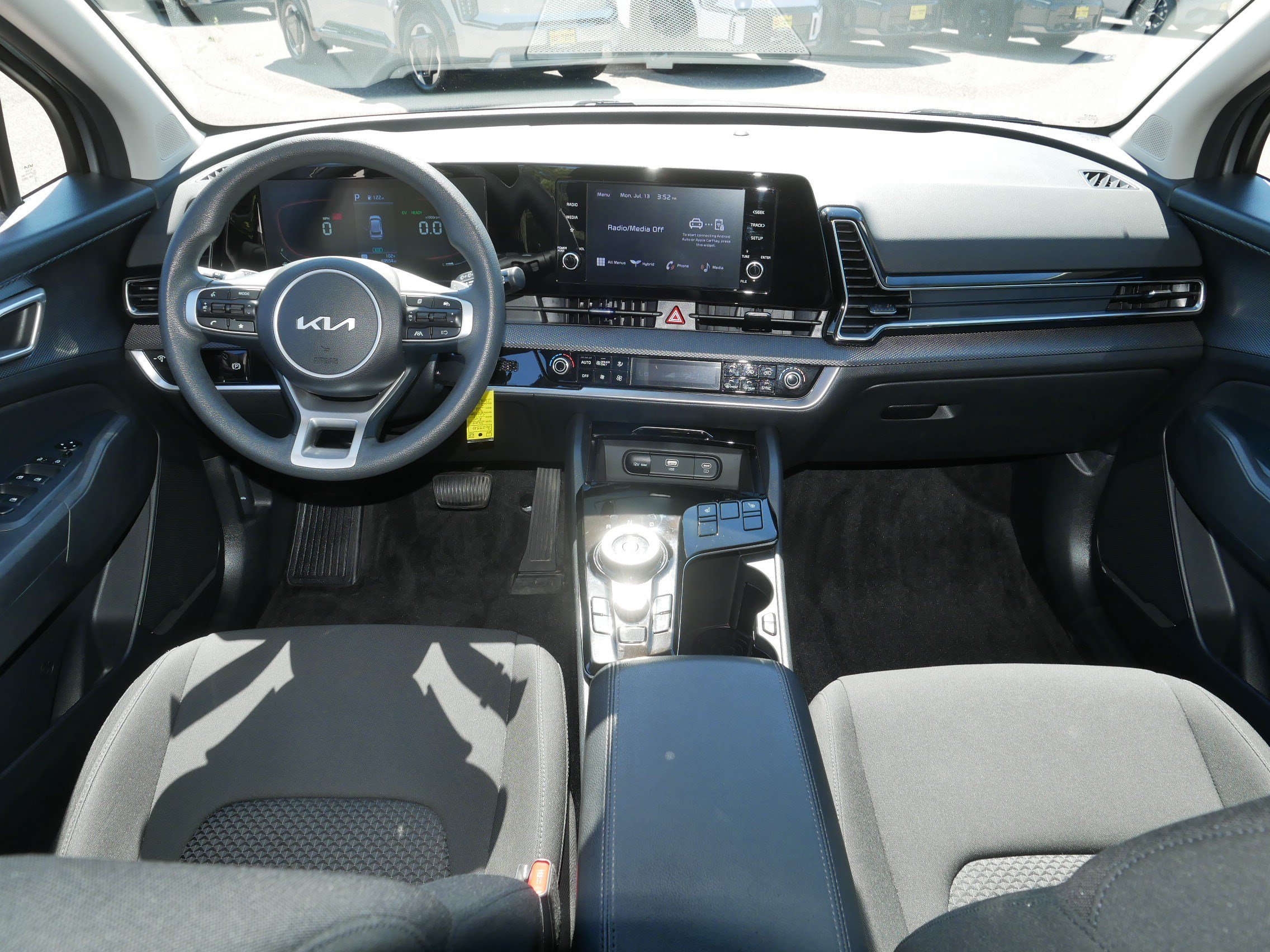 Certified 2024 Kia Sportage LX AWD/4WD image 10