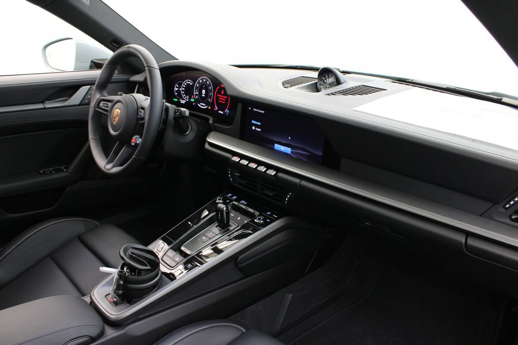 New 2026 Porsche 911 Carrera 4S image 30