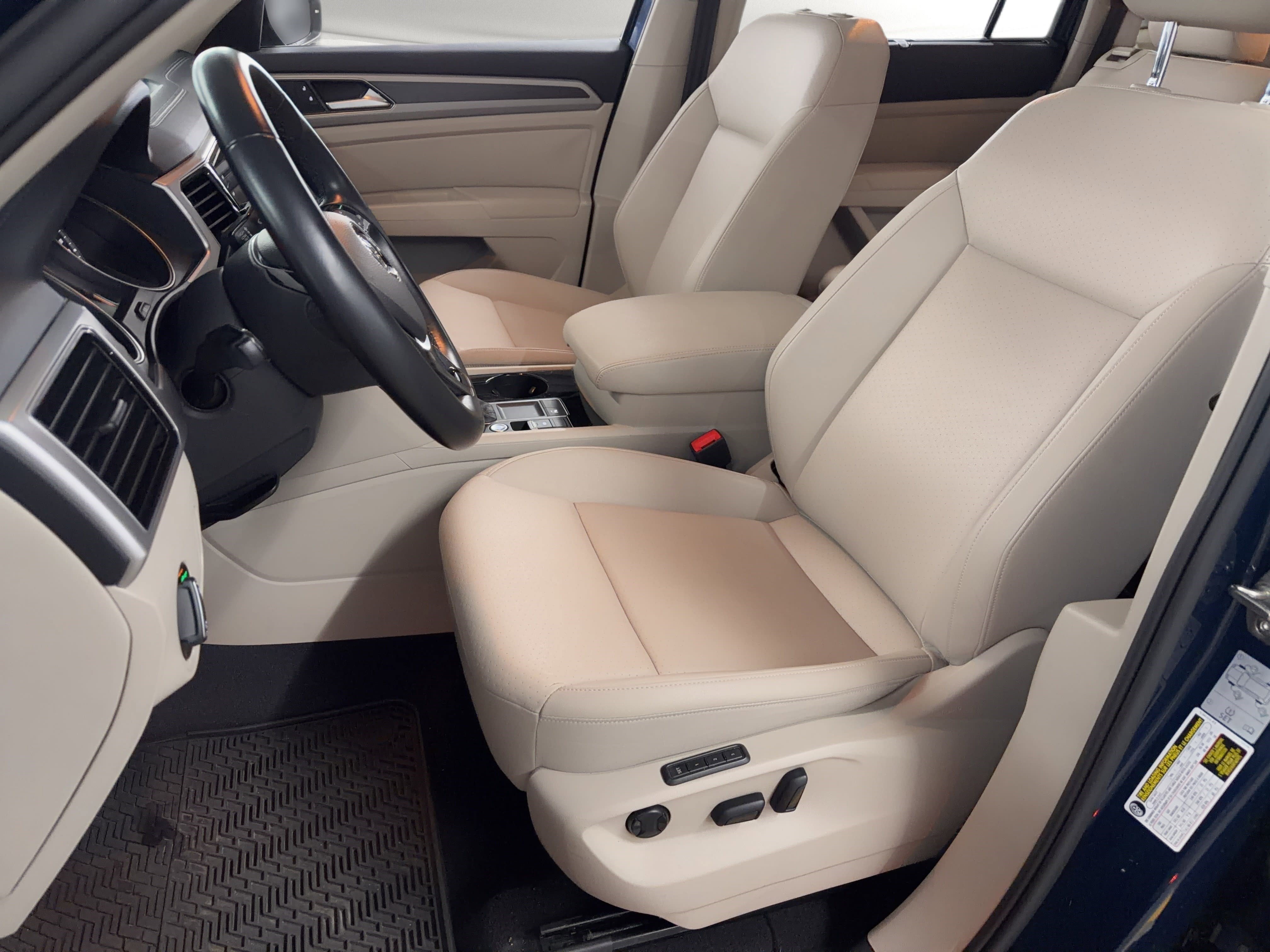 Used 2018 Volkswagen Atlas SEL FWD image 5