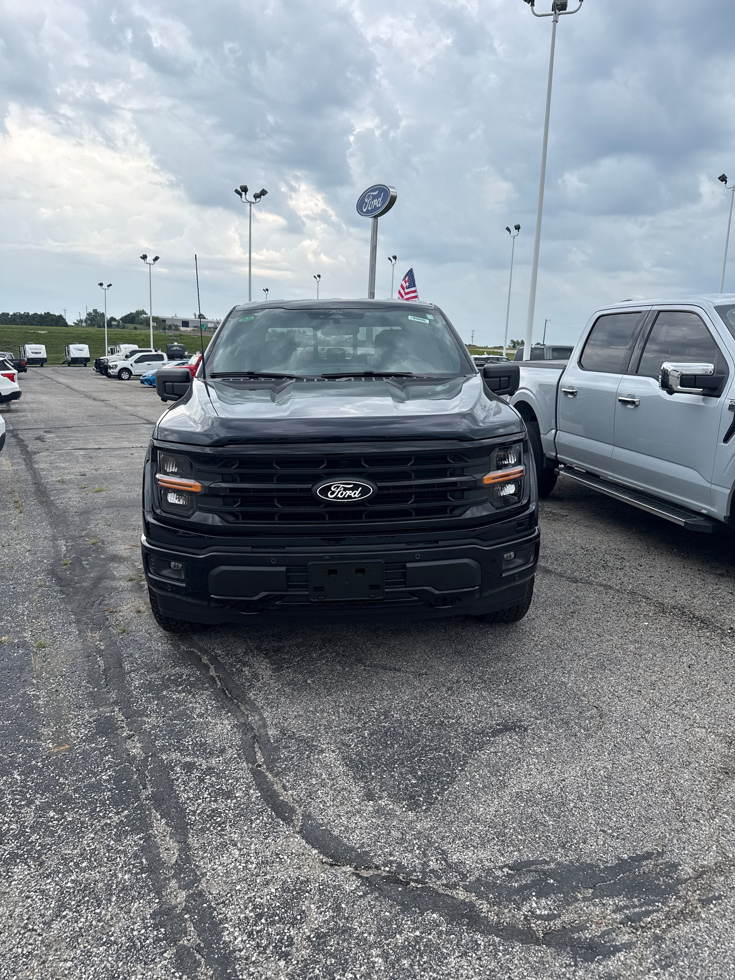 New 2026 Ford F150 XLT w/ Equipment Group 302A MID
