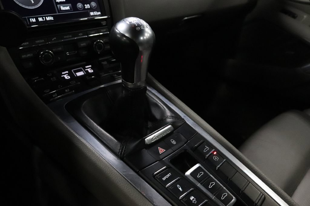 Used 2013 Porsche 911 Carrera S image 15