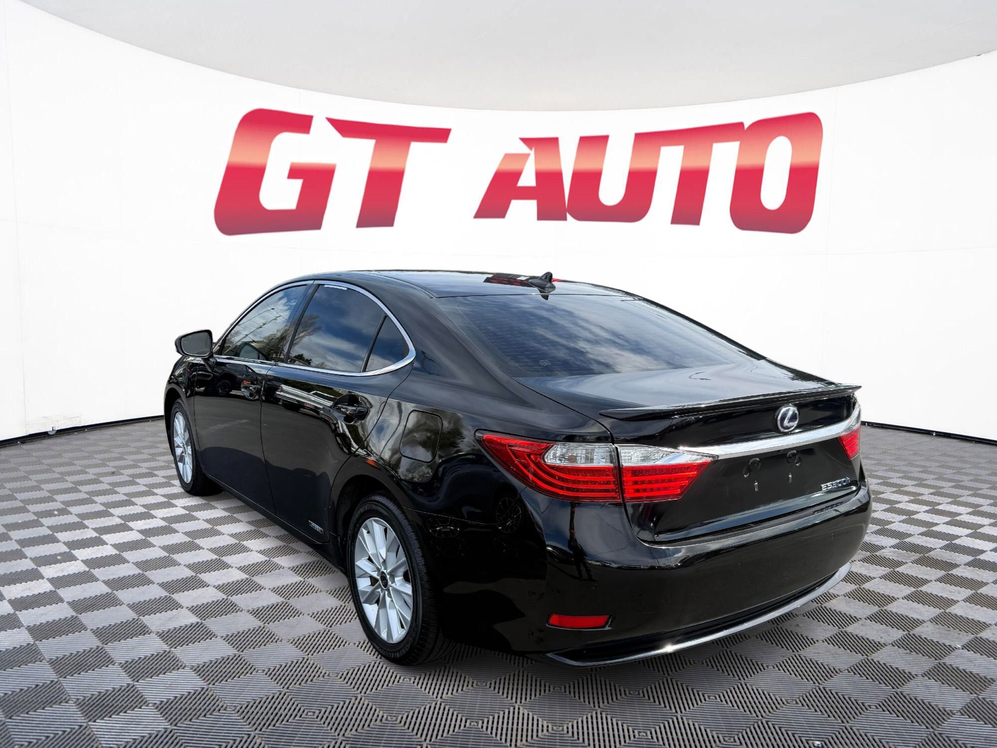 Used 2013 Lexus ES 300h w/ Premium Pkg FWD image 4