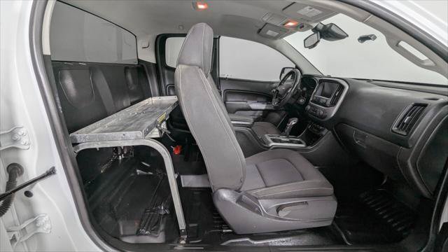 Used 2022 Chevrolet Colorado LT w/ Fleet Safety Package RWD image 17