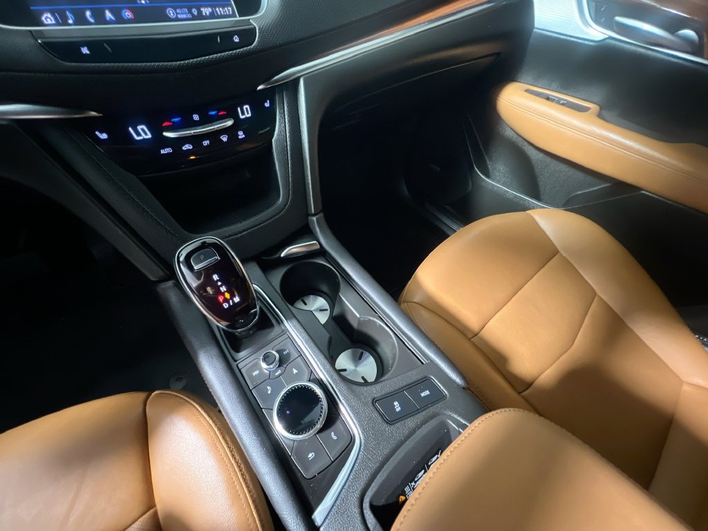 Used 2023 Cadillac XT5 Premium Luxury w/ Technology Package FWD image 24