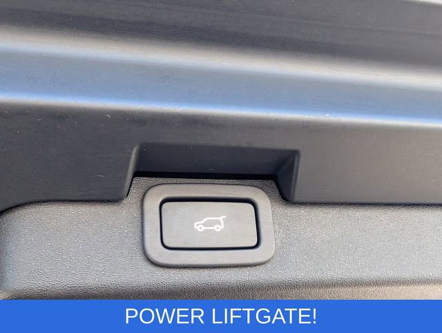 Used 2020 Land Rover Discovery Landmark AWD/4WD image 13