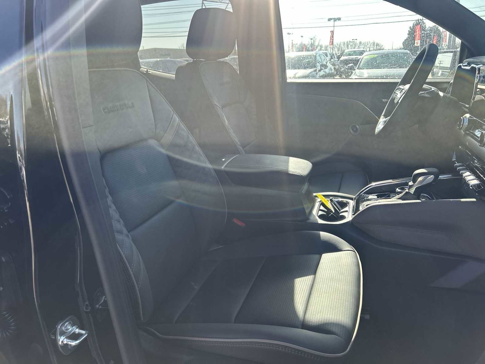 New 2026 GMC Canyon Denali image 28