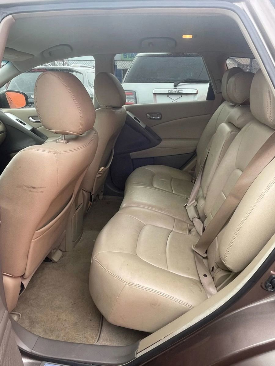 Used 2012 Nissan Murano S image 25