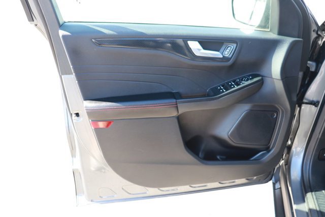 Used 2024 Ford Escape ST-Line image 8