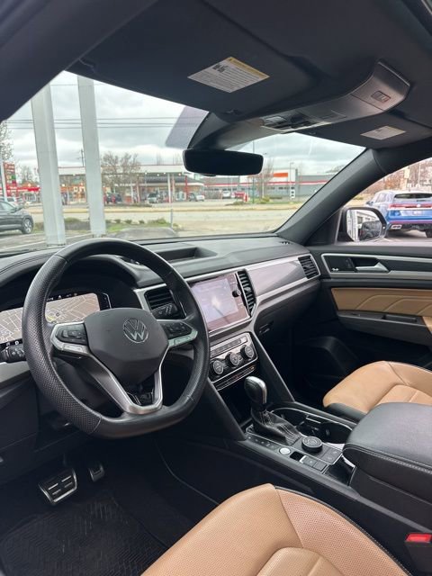 Used 2023 Volkswagen Atlas Cross Sport SEL Premium R-Line image 22