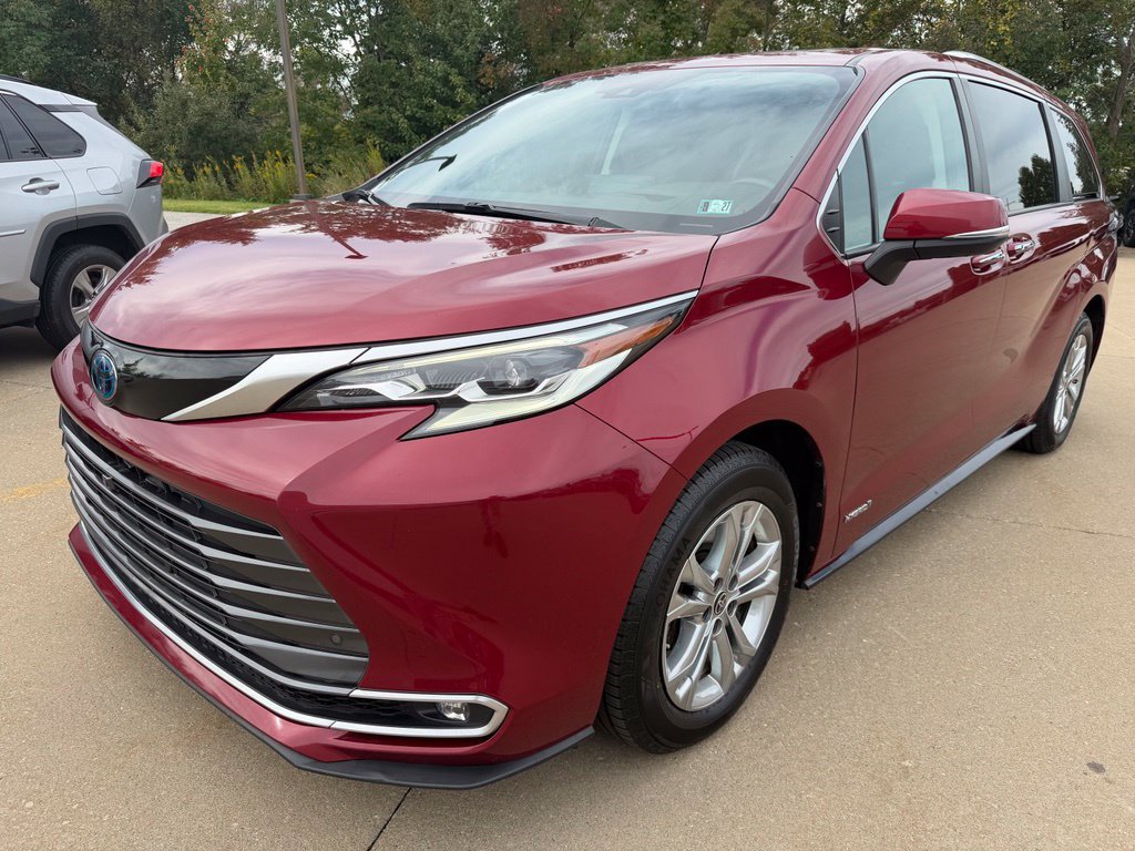 Used 2021 Toyota Sienna Platinum