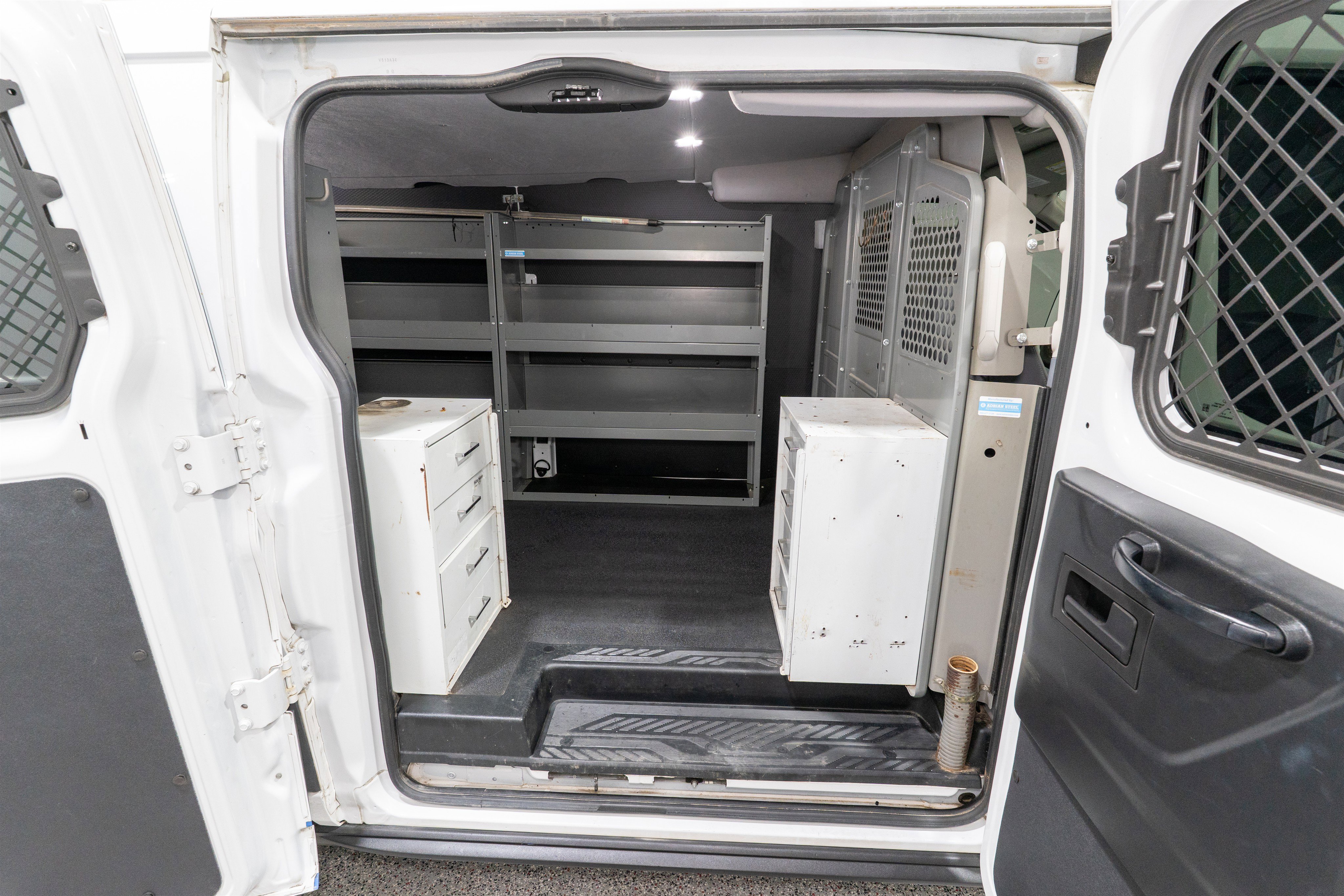 Used 2019 Ford Transit 150 130 Low Roof RWD image 14