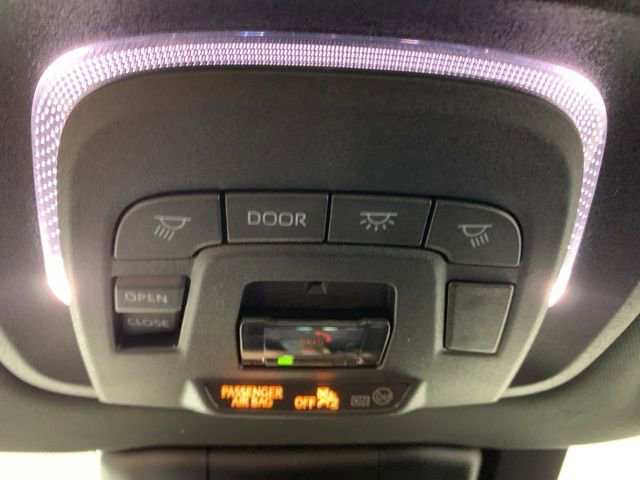 Used 2025 Toyota Crown Signia Limited image 23