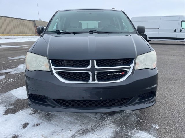 Used 2014 Dodge Grand Caravan SE w/ Quick Order Package 29E SE image 2