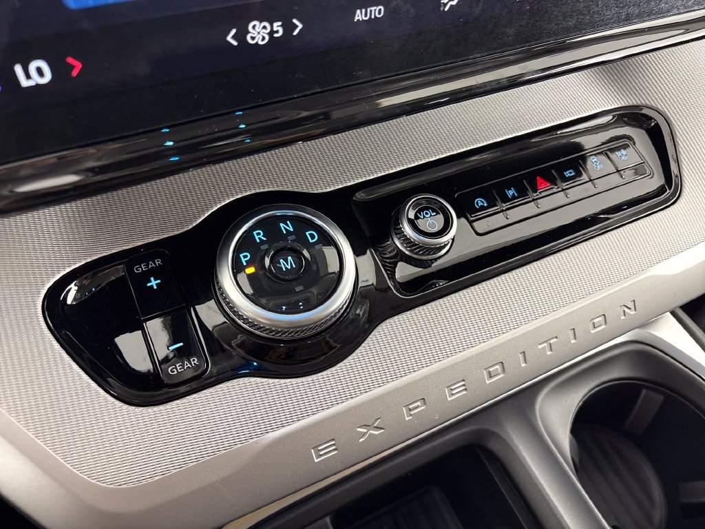 New 2027 Ford Expedition Active RWD image 27
