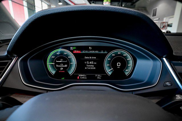 Used 2024 Audi Q5 e Premium Plus image 31