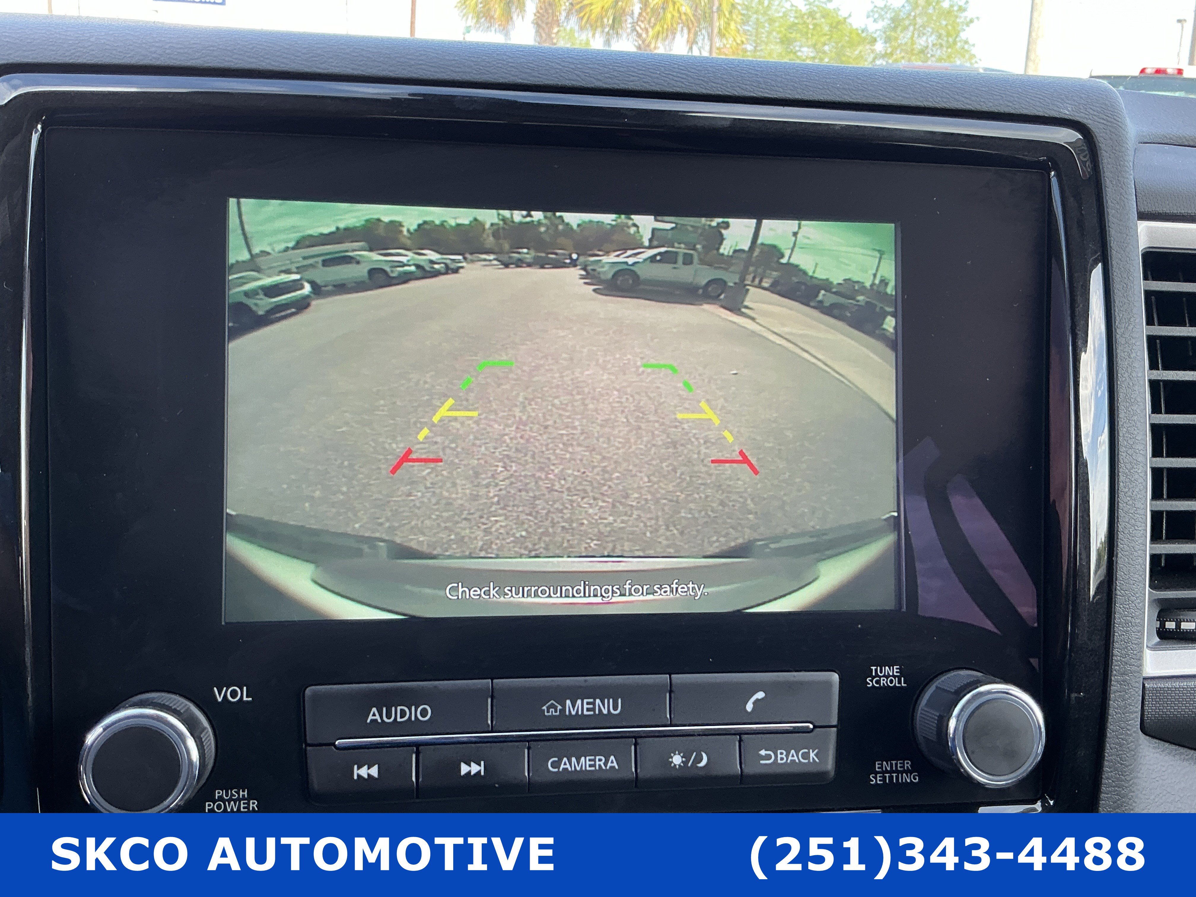 Used 2024 Nissan Frontier SV w/ SV Convenience Package image 17