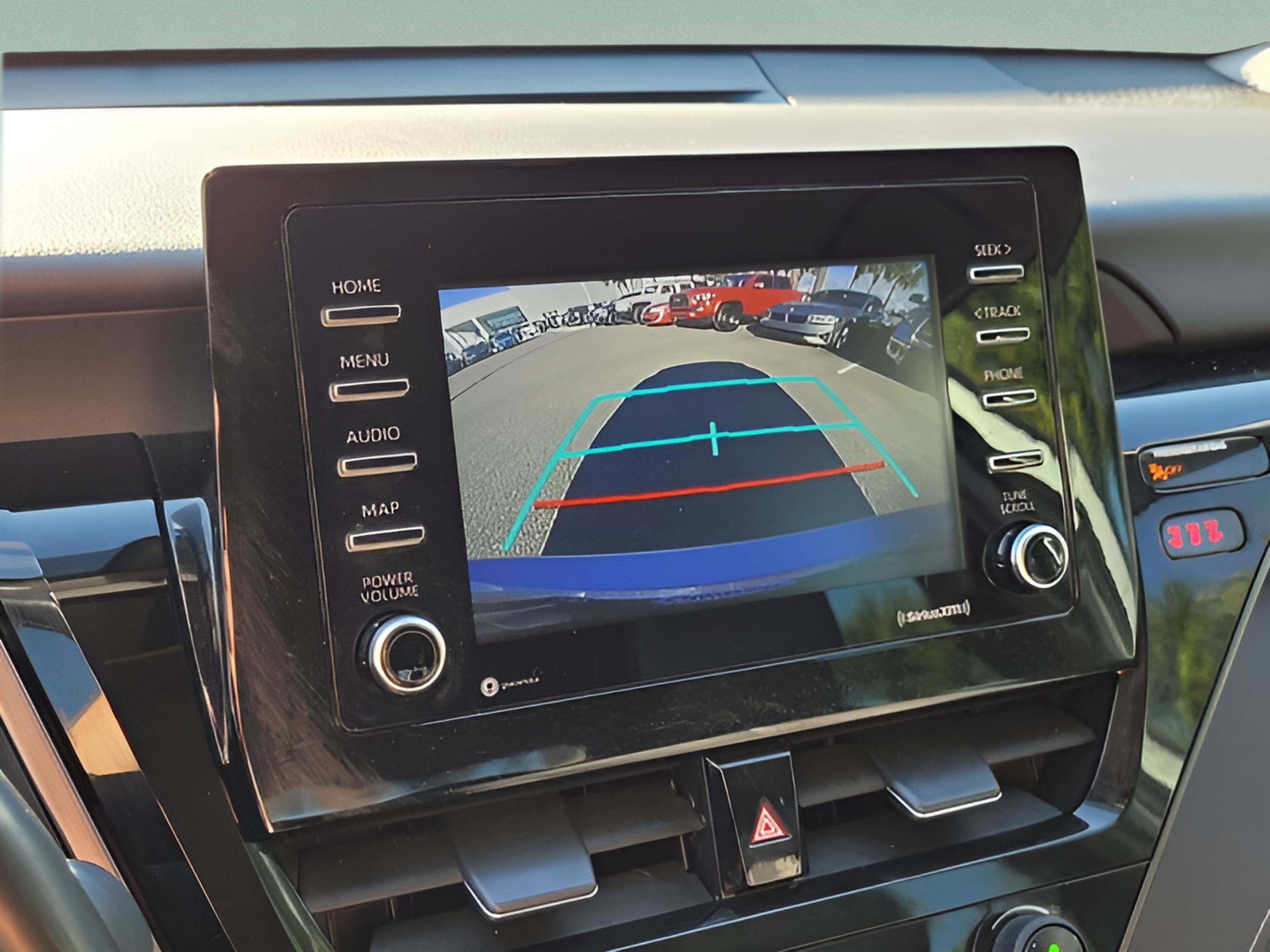 Used 2021 Toyota Camry SE image 22