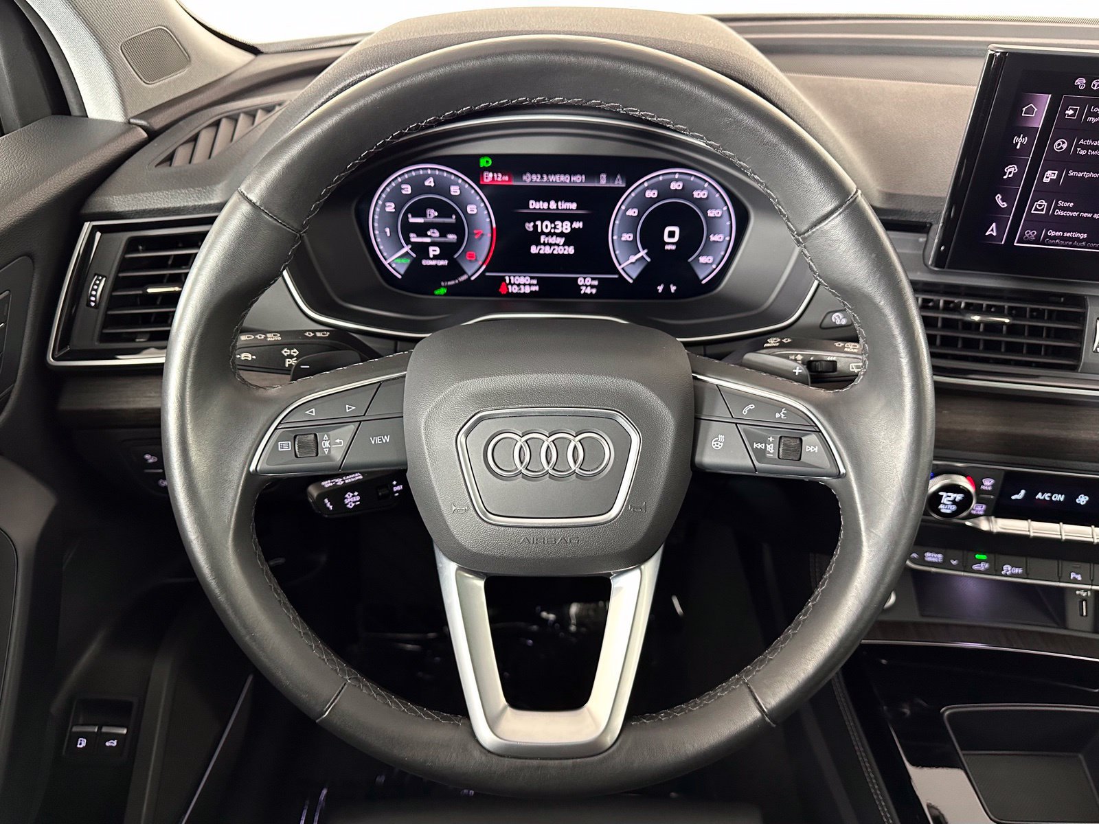 Used 2024 Audi Q5 e Premium Plus AWD/4WD image 8
