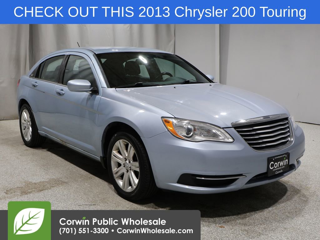 Used 2013 Chrysler 200 Touring w/ S Exterior Appearance Pkg