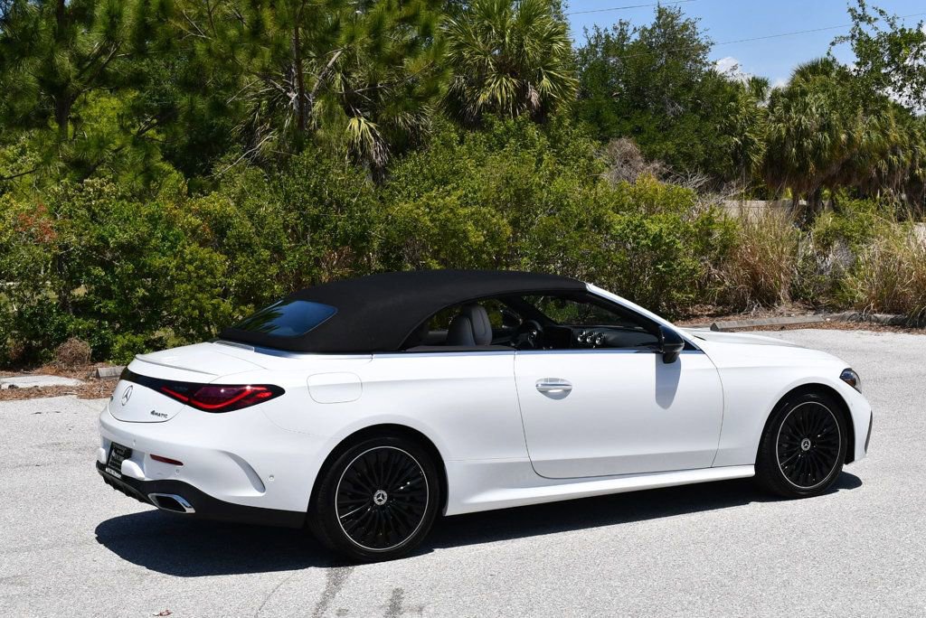 Used 2026 Mercedes-Benz CLE 450 4MATIC Cabriolet image 39